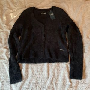 *NEW w/ tags* Abercrombie & Fitch Black Soft A&F Sweater - Size S